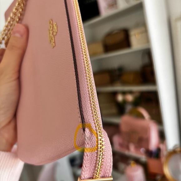 Coach Pink Wristlet - Picture 11 of 13
